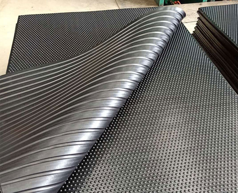 Pebble Grooved Rubber Mat